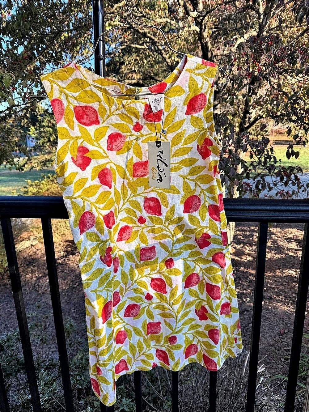 utsa kids Floral Linen Blend Tank Top Size Medium NWT